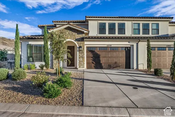 2310 E Arena Roja Dr, Washington, UT 84780