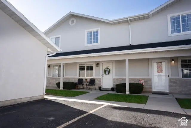277 E 2300 N, North Ogden, UT 84414 - #1