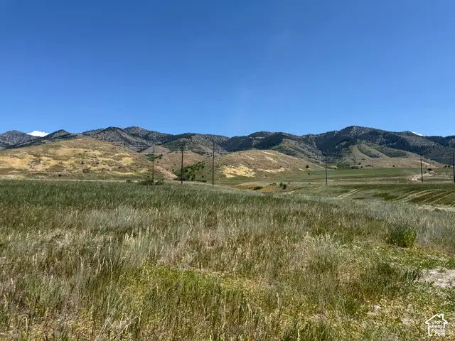 1213 E 160 N #8, Hyde Park, UT 84318 - #2