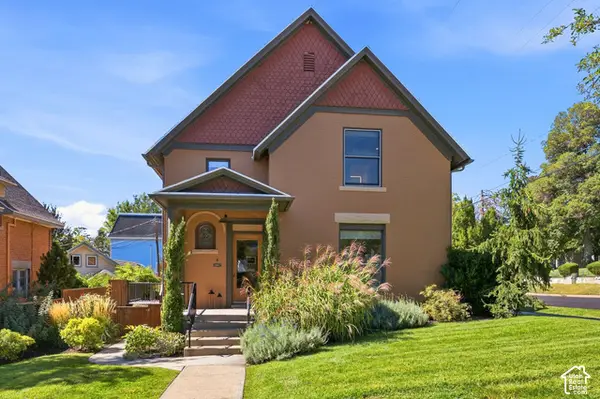 189 N R St E, Salt Lake City, UT 84103