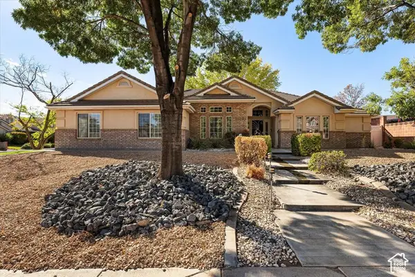 3437 Adobe Dr, Santa Clara, UT 84765