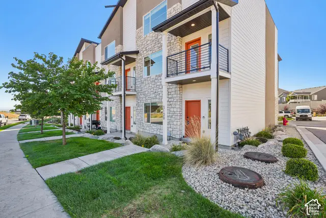 3108 N Bend Ln, Layton, UT 84040 - #2
