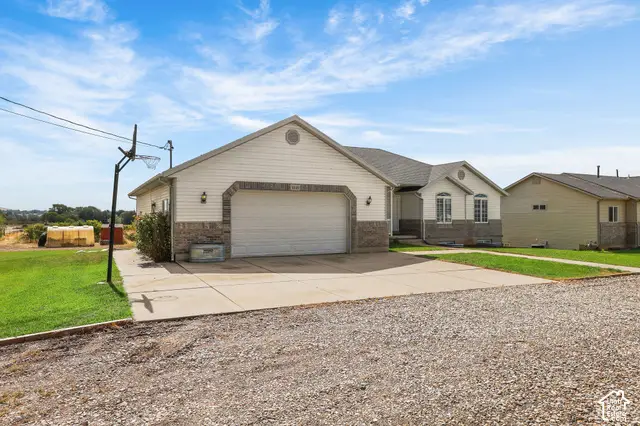1045 W 3600 S #4, Perry, UT 84302 - #2
