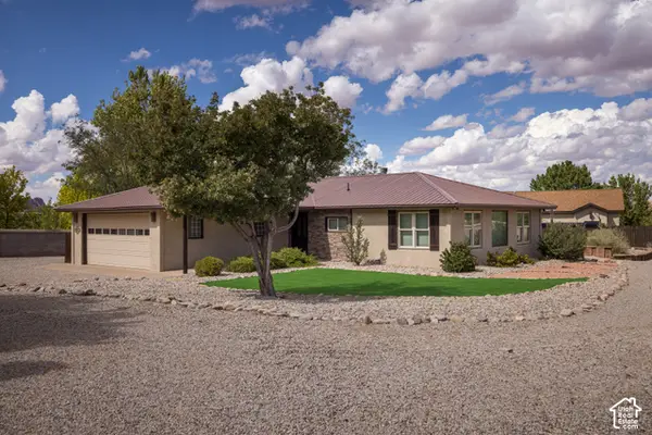4095 Mountain Ct, Moab, UT 84532