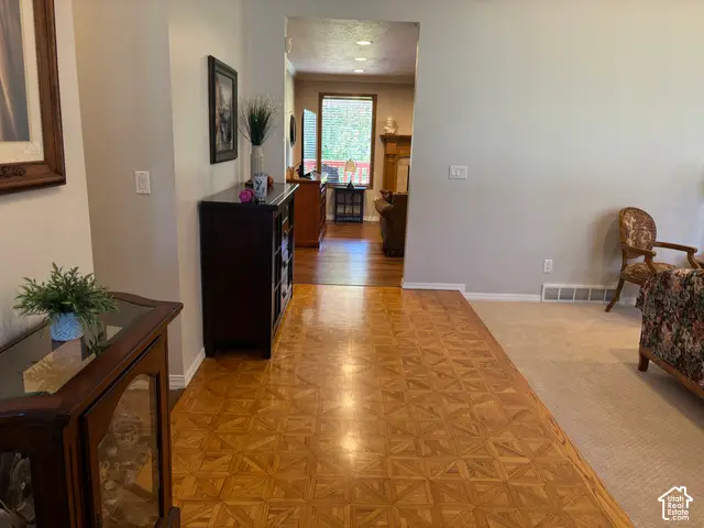 7555 S Michelle Way, Cottonwood Heights, UT 84093 - #2