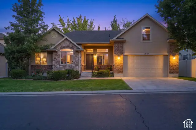 3949 W Sienna Dune Dr, South Jordan, UT 84009 - #2