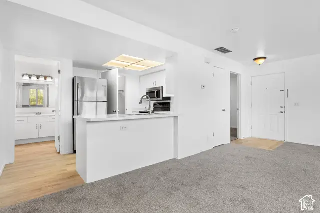 221 E Fort Union Blvd S, Midvale, UT 84047 - #2