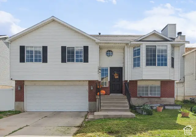 1165 W Brandonwood Dr, Murray, UT 84123 - #1