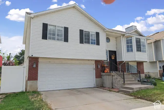 1165 W Brandonwood Dr, Murray, UT 84123 - #3