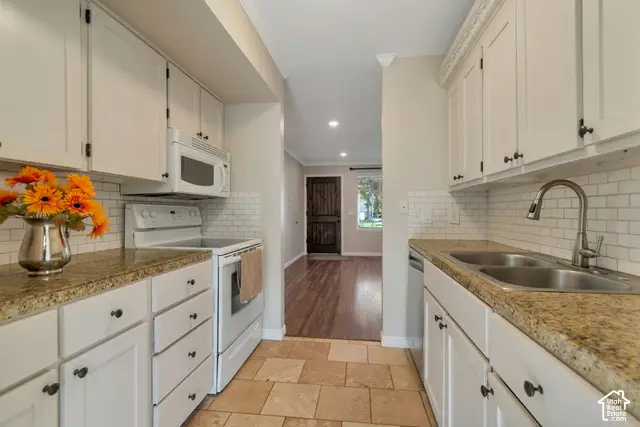 6092 S 2075 St E, Holladay, UT 84121 - #3