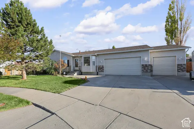 69 W Middle Cir, Grantsville, UT 84029 - #1