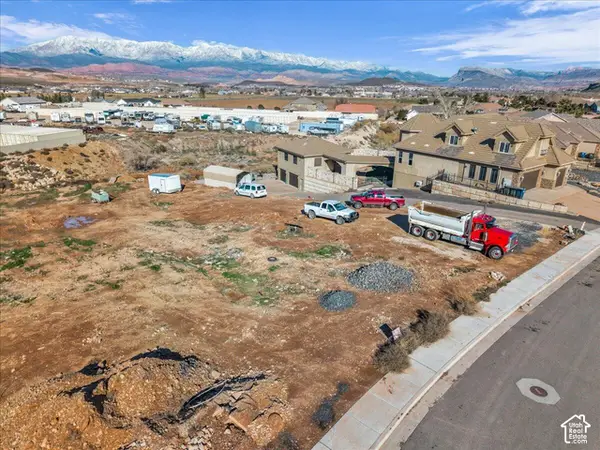 2192 S Angel Heights #6, Hurricane, UT 84737