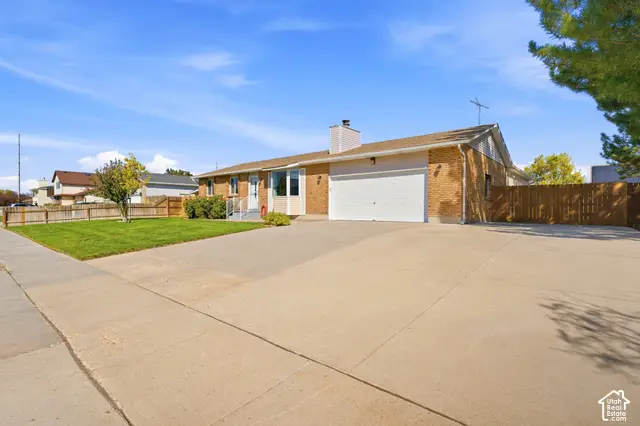 7061 S 2980 W, West Jordan, UT 84084 - #2