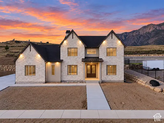 1258 W Caribou Ct, Pleasant View, UT 84414 - #1