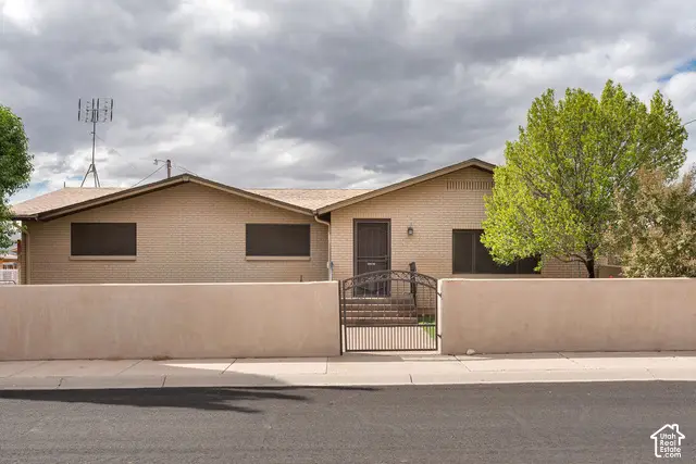 10 S 500 W, La Verkin, UT 84745 - #1