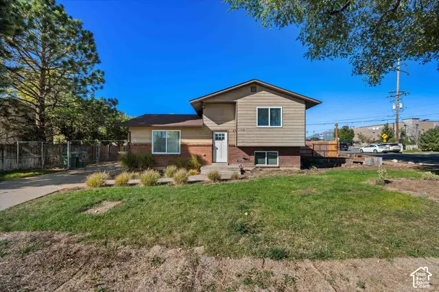 1216 W 1200 N, Layton, UT 84041 - #1