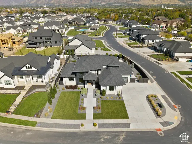 165 S Farmhouse Cir, Kaysville, UT 84037 - #2