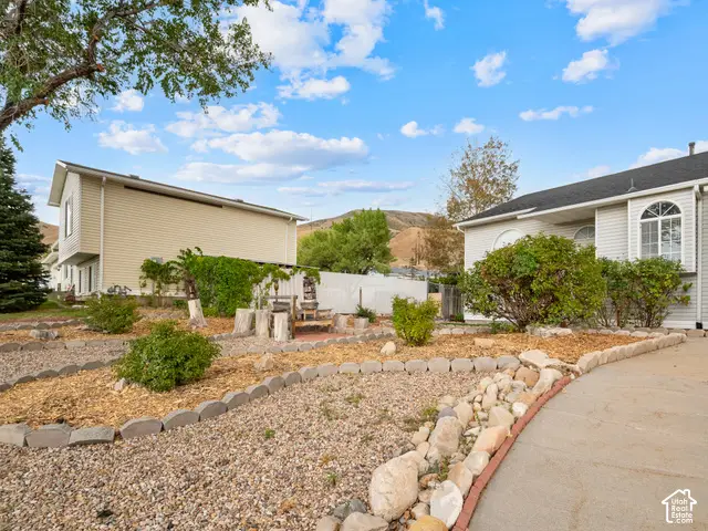 863 W Sundown Ln, Tooele, UT 84074 - #2