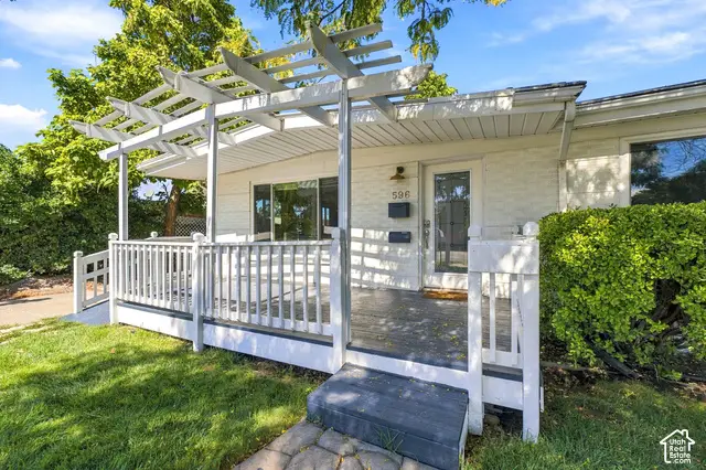 596 W Anderson Ave, Murray, UT 84123 - #3