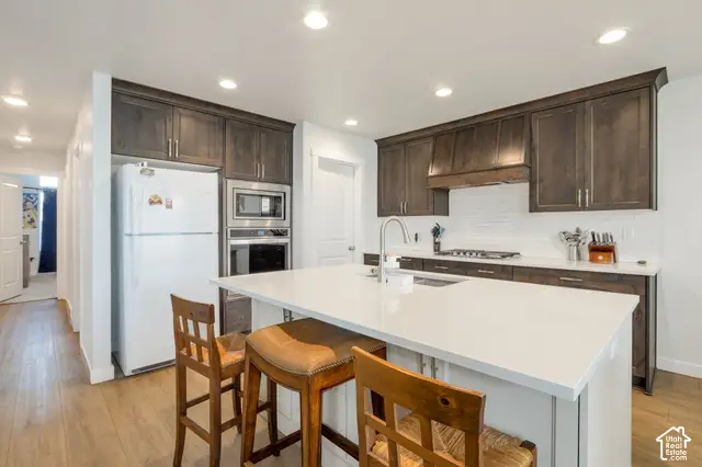 2111 W 1975 N, Farr West, UT 84404 - #3