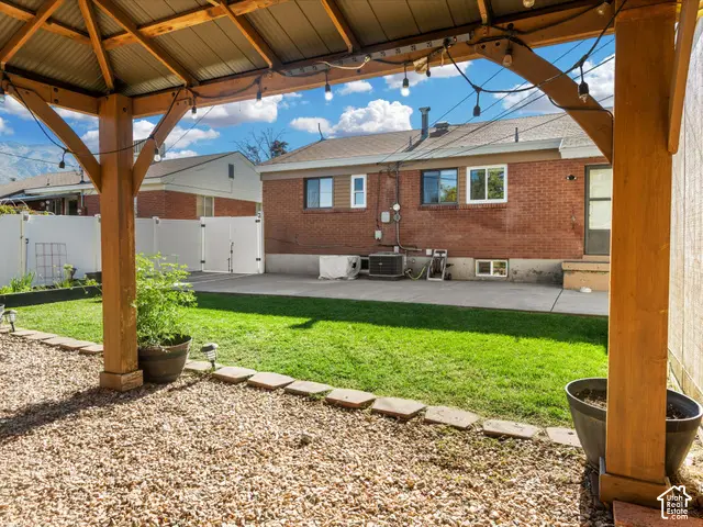 4581 S 150 W, Washington Terrace, UT 84405 - #3