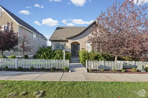 10273 S Split Rock Dr, South Jordan, UT 84009