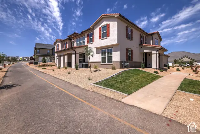 5596 S Carnelian Pkwy W, Saint George, UT 84790 - #2