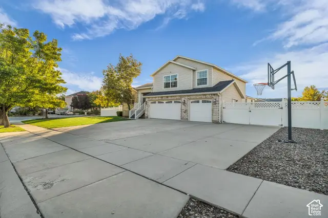 4415 W Bingham Park Dr S, West Jordan, UT 84088 - #3