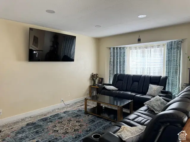 3992 W 8730 S, West Jordan, UT 84088 - #3
