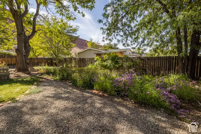 831 Mountain Dr, Moab, UT 84532 - #3