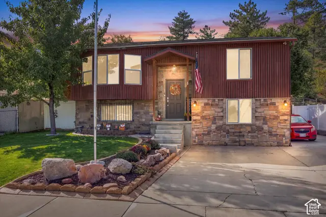 5448 S 3570 Rd W, Taylorsville, UT 84129 - #2