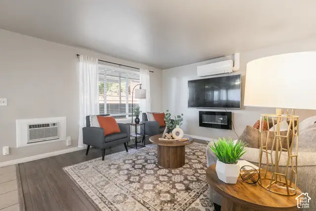 3064 S 300 E #8, Salt Lake City, UT 84115 - #3