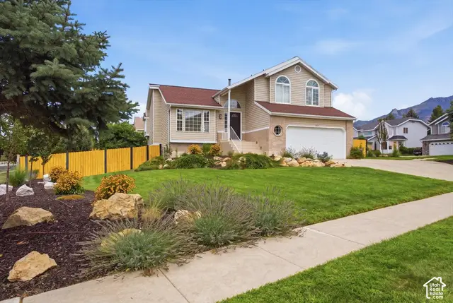 2313 E Rockview Dr, Sandy, UT 84092 - #2