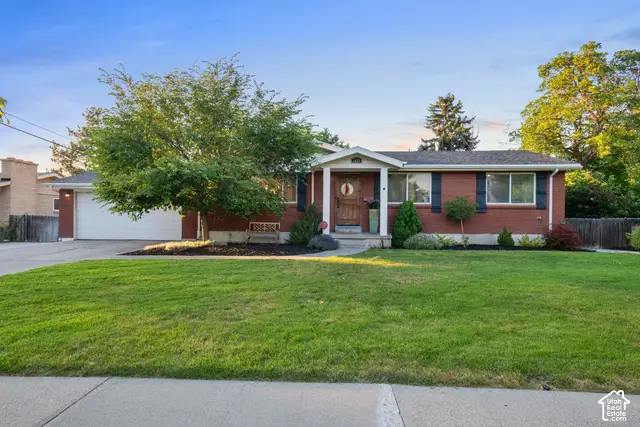 1631 E Deauville Ave, Murray, UT 84121 - #2