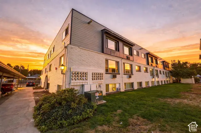 751 S 300 E #D304, Salt Lake City, UT 84111 - #1