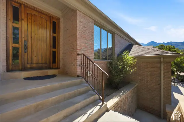 2351 E Royal Ln, Cottonwood Heights, UT 84093 - #2