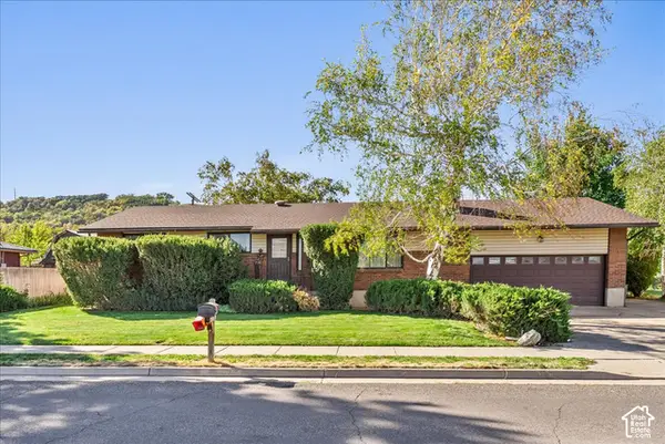 1345 E Lester Dr, South Weber, UT 84405