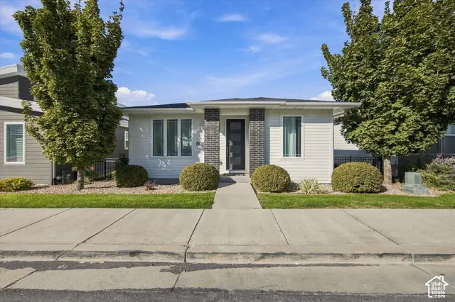 1054 W Albion Way, Bluffdale, UT 84065 - #3