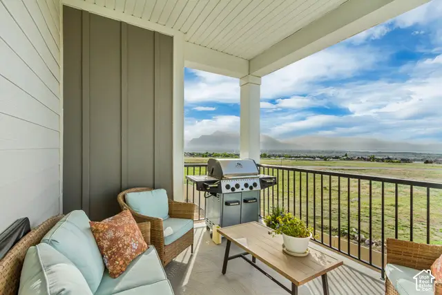 927 W Coral Charm Way #M202, Saratoga Springs, UT 84045 - #1