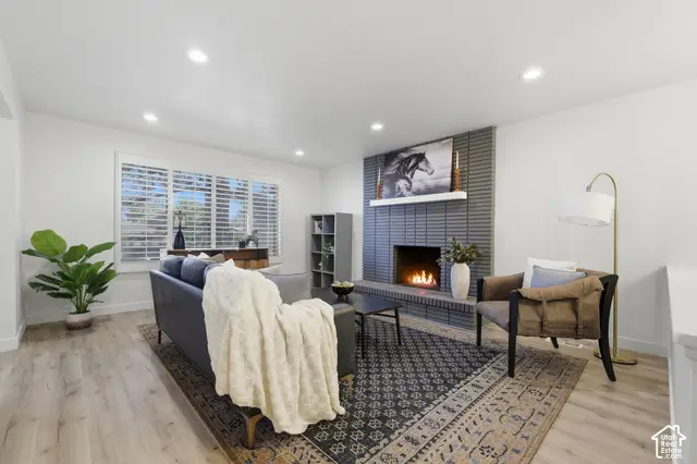 1520 E 7380 S, Cottonwood Heights, UT 84121 - #3