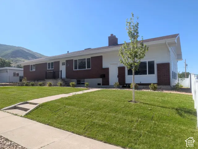 360 E 400 N, Centerville, UT 84014 - #1