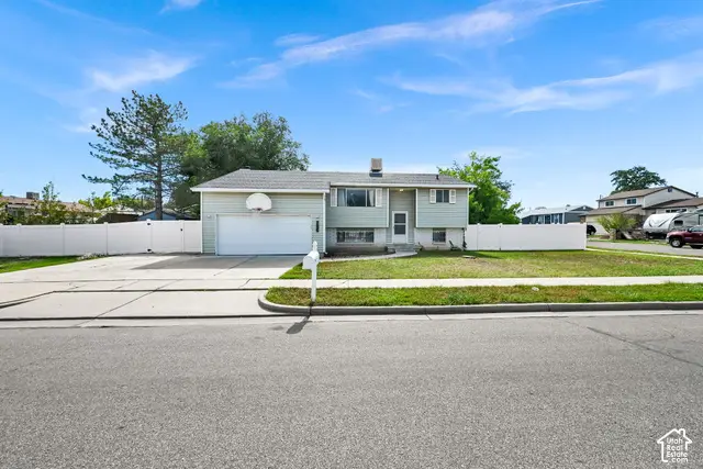 4743 W Harbor St, West Valley City, UT 84120 - #3