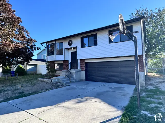 6119 Park Wood Dr, Salt Lake City, UT 84118 - #1