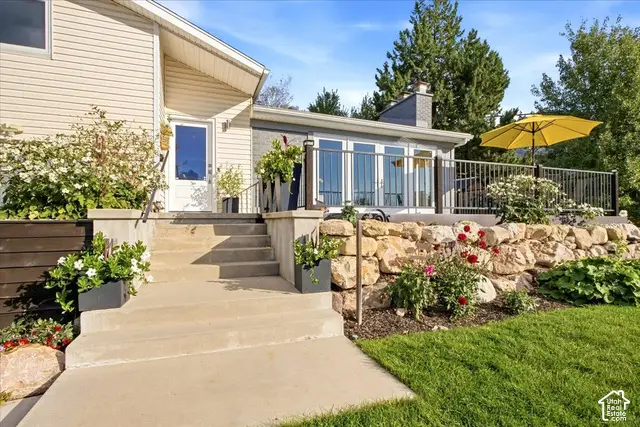 3593 S Eastwood Dr E, Salt Lake City, UT 84109 - #3