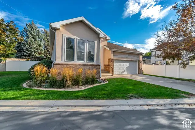 1962 E Innsbruck Way S, Holladay, UT 84121 - #2