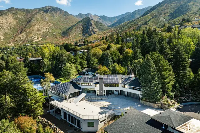 3898 E Thousand Oaks Cir, Millcreek, UT 84124 - #1