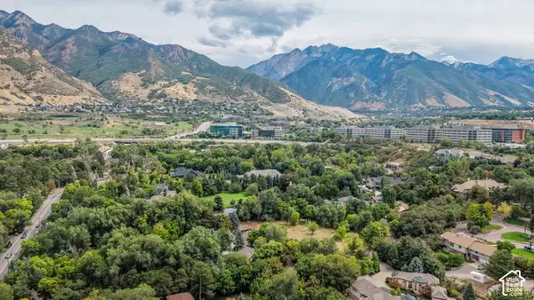 6275 S Oles Ln, Holladay, UT 84121