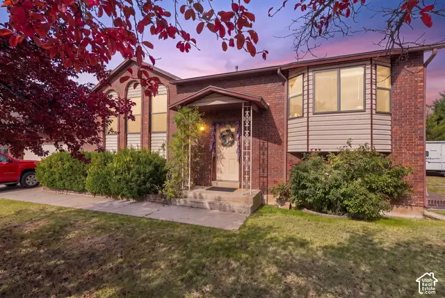 3857 Foxglen, Roy, UT 84067 - #1