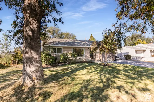 5362 S Alpine Dr E, Murray, UT 84107 - #3