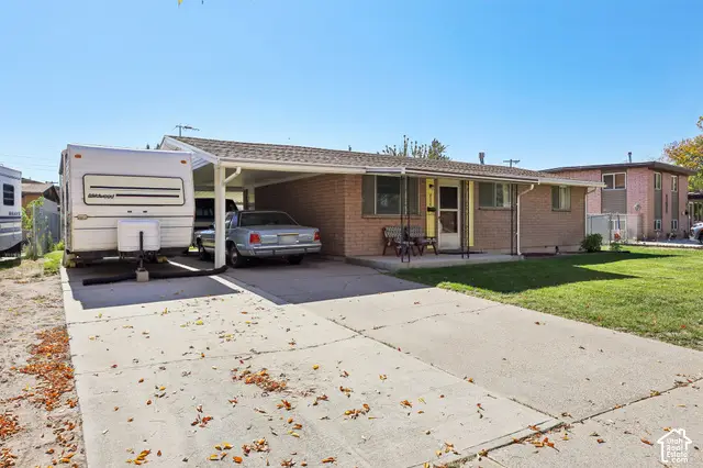 4355 W Annapolis Dr, West Valley City, UT 84120 - #2